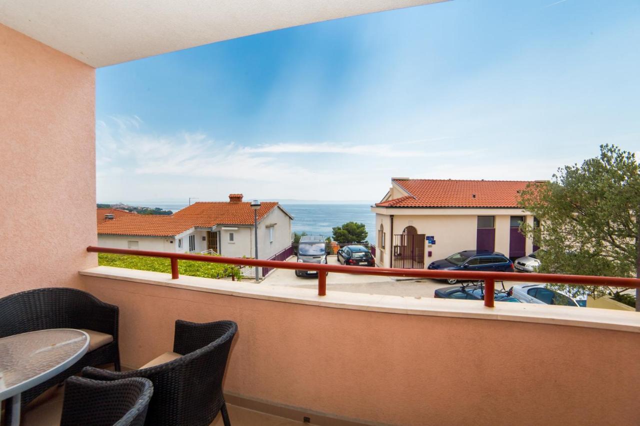 Apartment Clear Sky Baška Voda Dış mekan fotoğraf