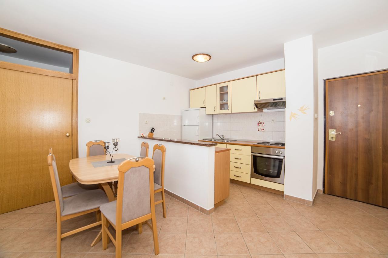 Apartment Clear Sky Baška Voda Dış mekan fotoğraf