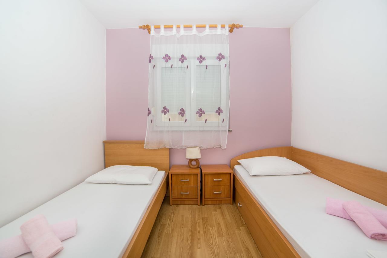 Apartment Clear Sky Baška Voda Dış mekan fotoğraf