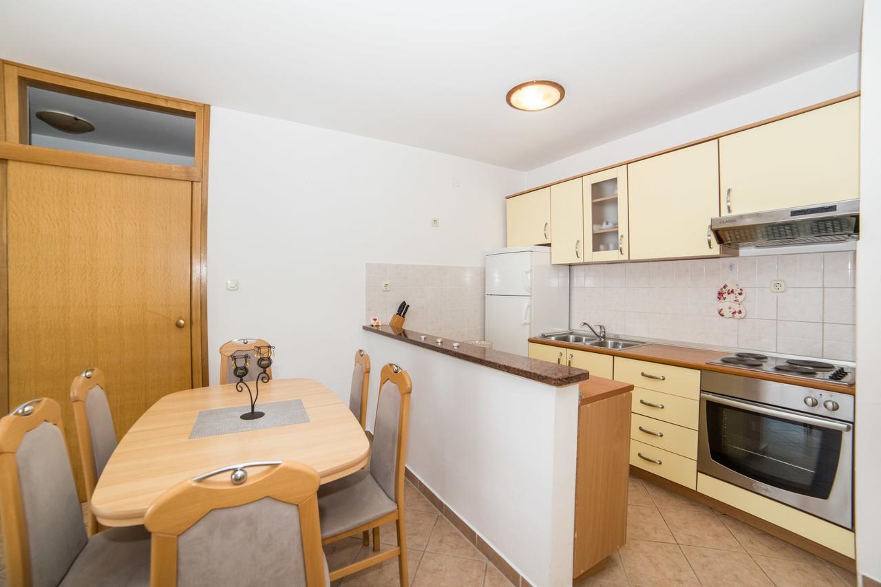 Apartment Clear Sky Baška Voda Dış mekan fotoğraf